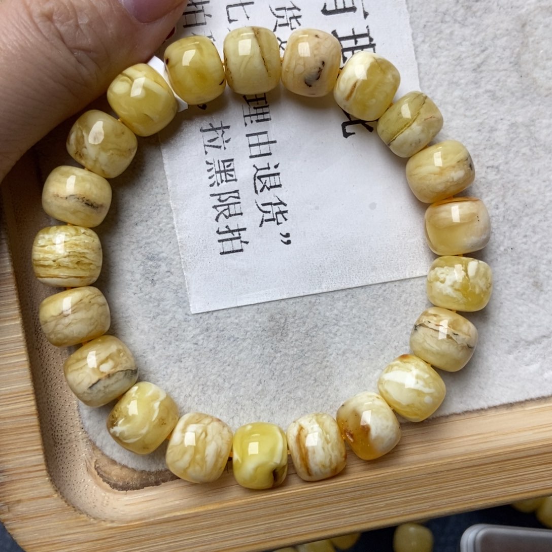 琥珀未镶嵌珠宝奇石32