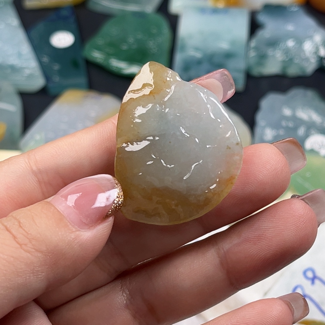 定制翡翠未镶嵌翡翠挂件