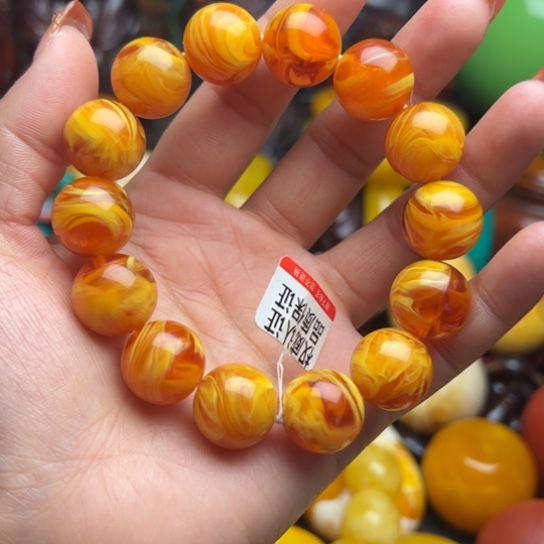 琥珀手串未镶嵌蜜蜡