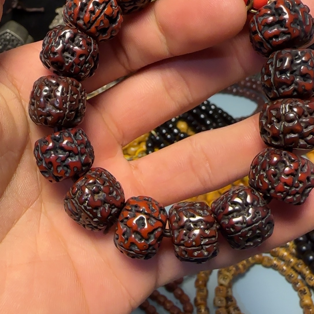 无***情格桑工艺坊直播间