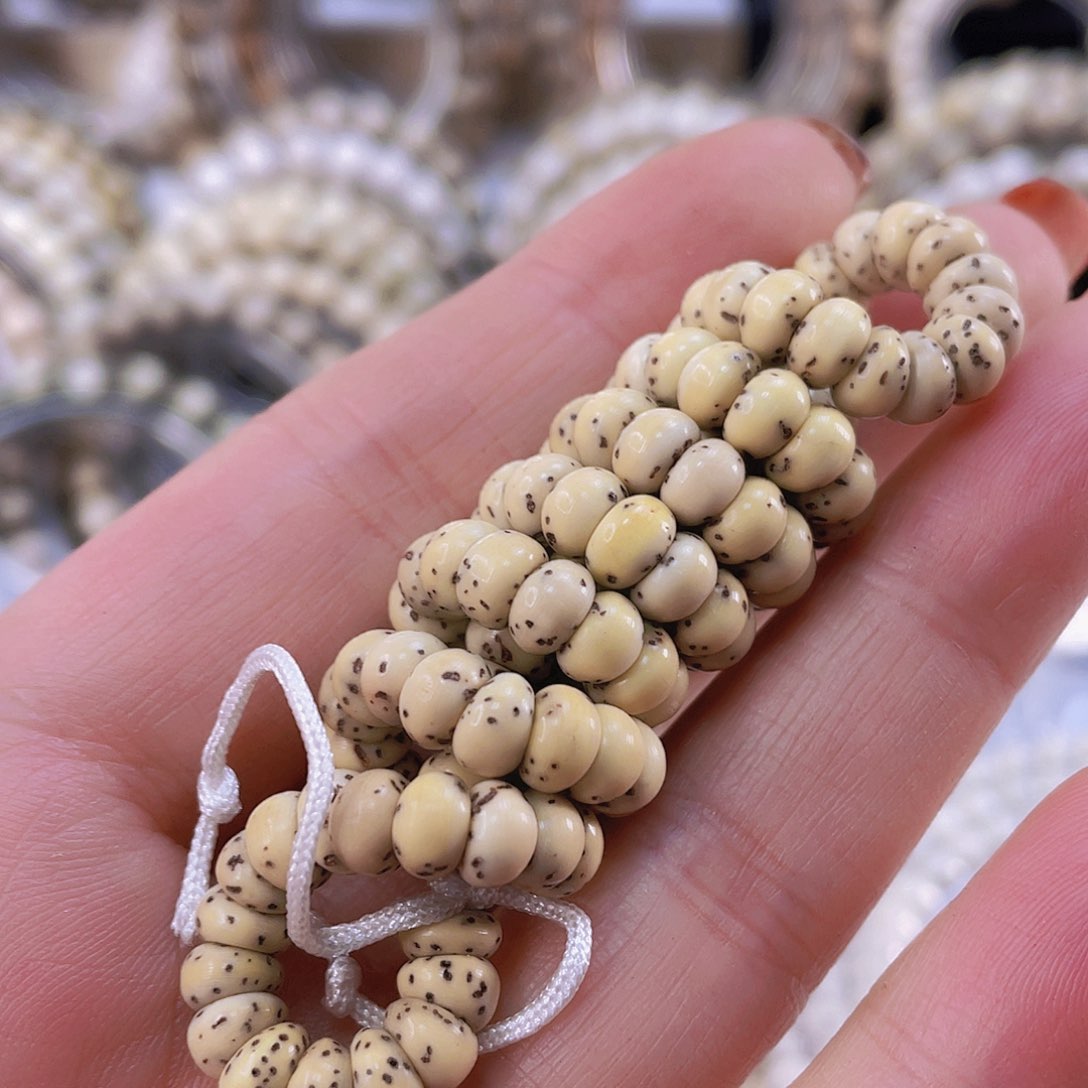 星月菩提吊坠氧化特价款不退换骨瓷白蒜瓣大肠5.6mm