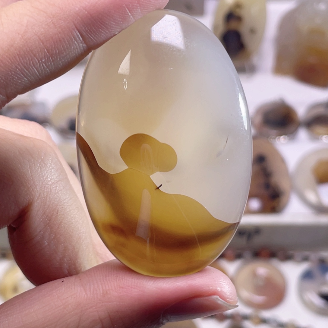 玛瑙/玉髓未镶嵌珠宝奇石