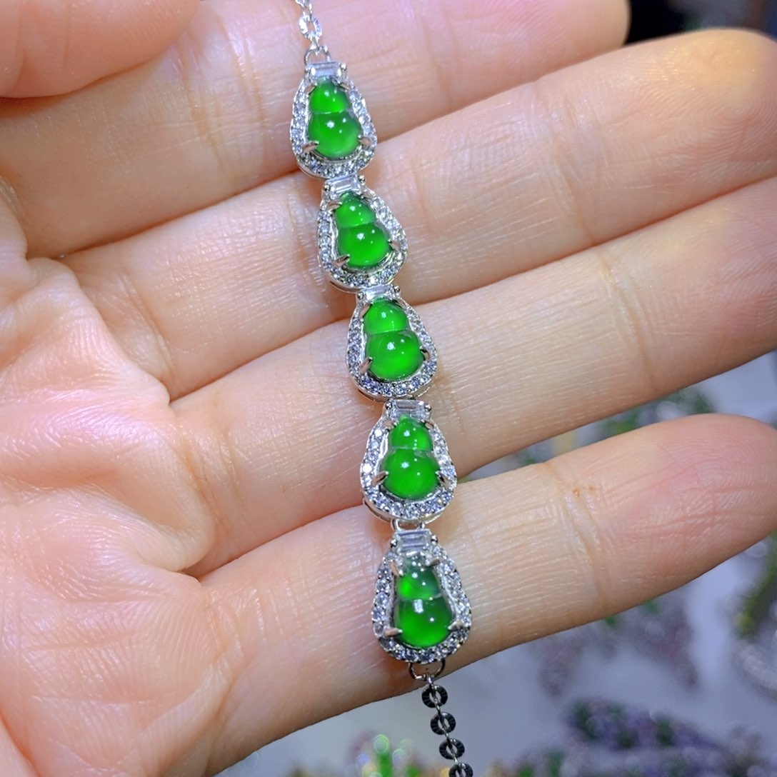 翡翠颈饰银S925镶嵌天然翡翠