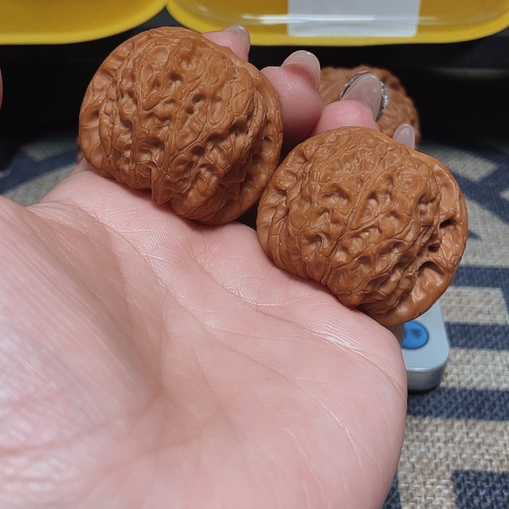 文玩核桃把件血麒麟42