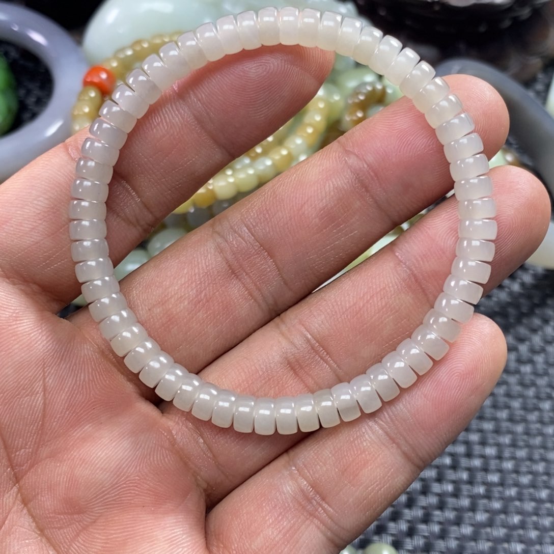 和田玉手链未镶嵌