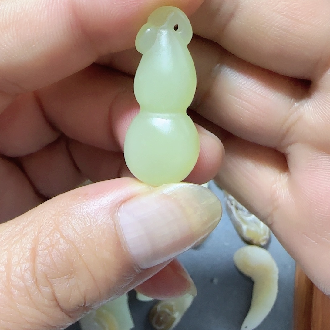 和田玉颈饰未镶嵌阳*
