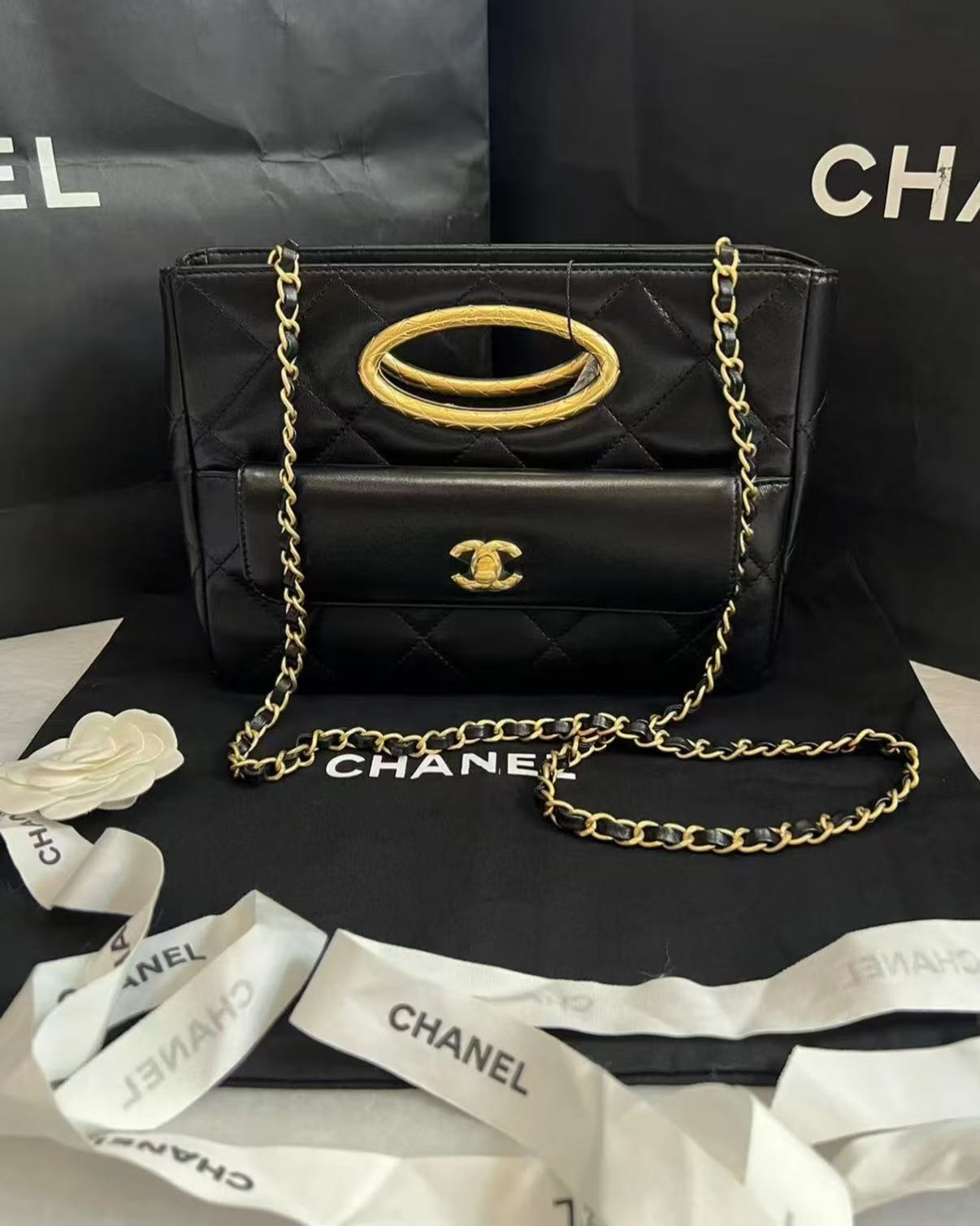95新 Chanel/香奈儿 24b手工坊晚宴包黑色金扣芯片款/18177779