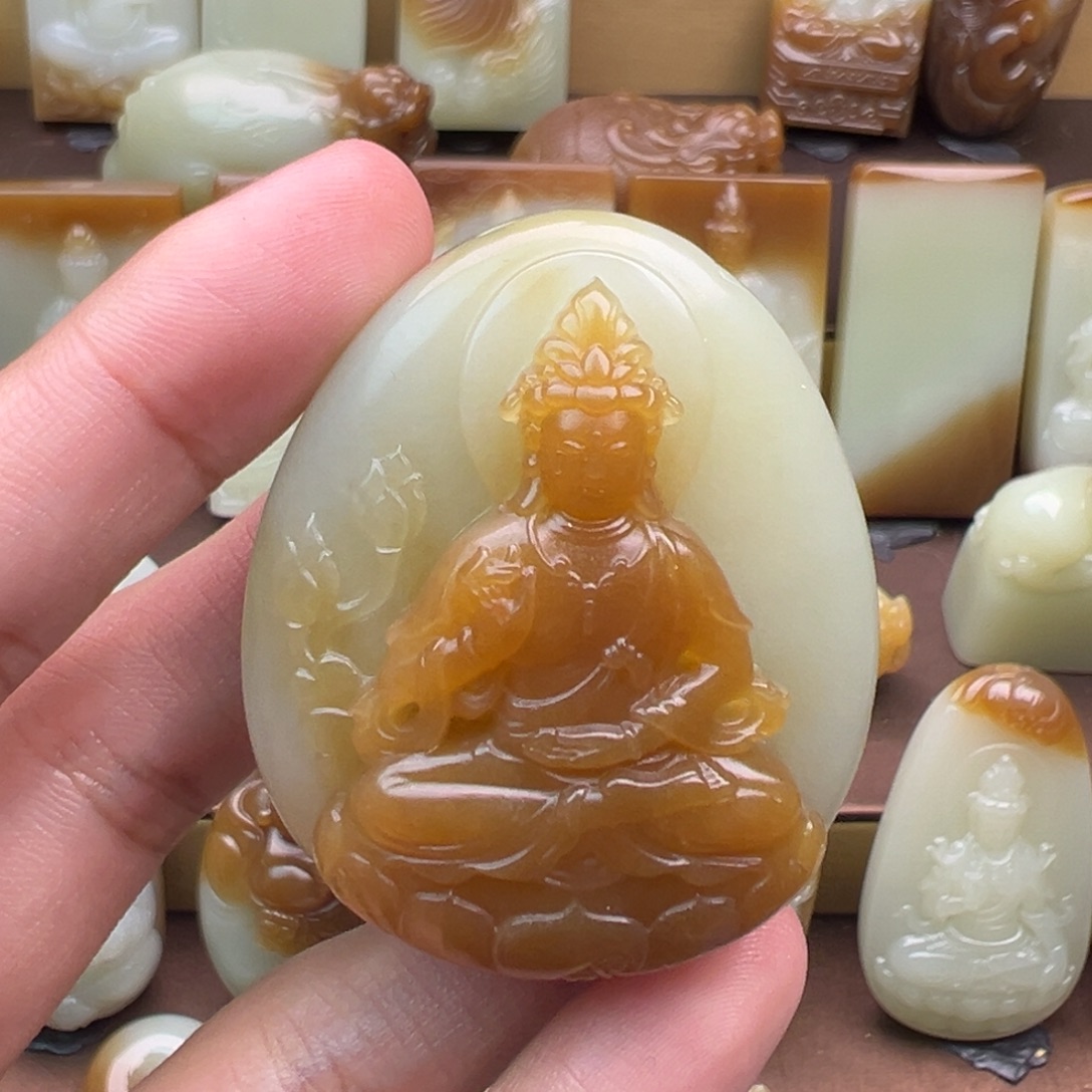 博***电和田玉（糖玉）未镶嵌颈饰