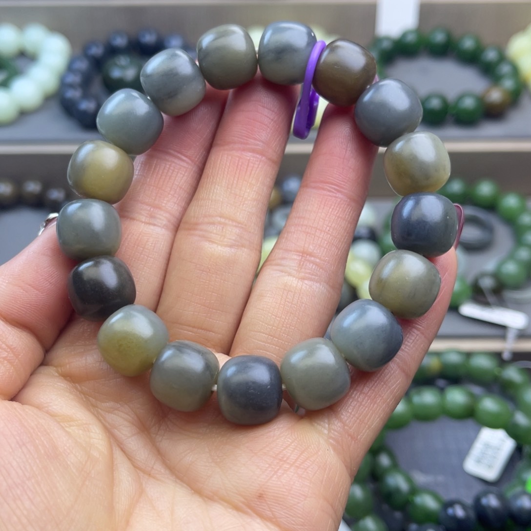 和田玉手链未镶嵌