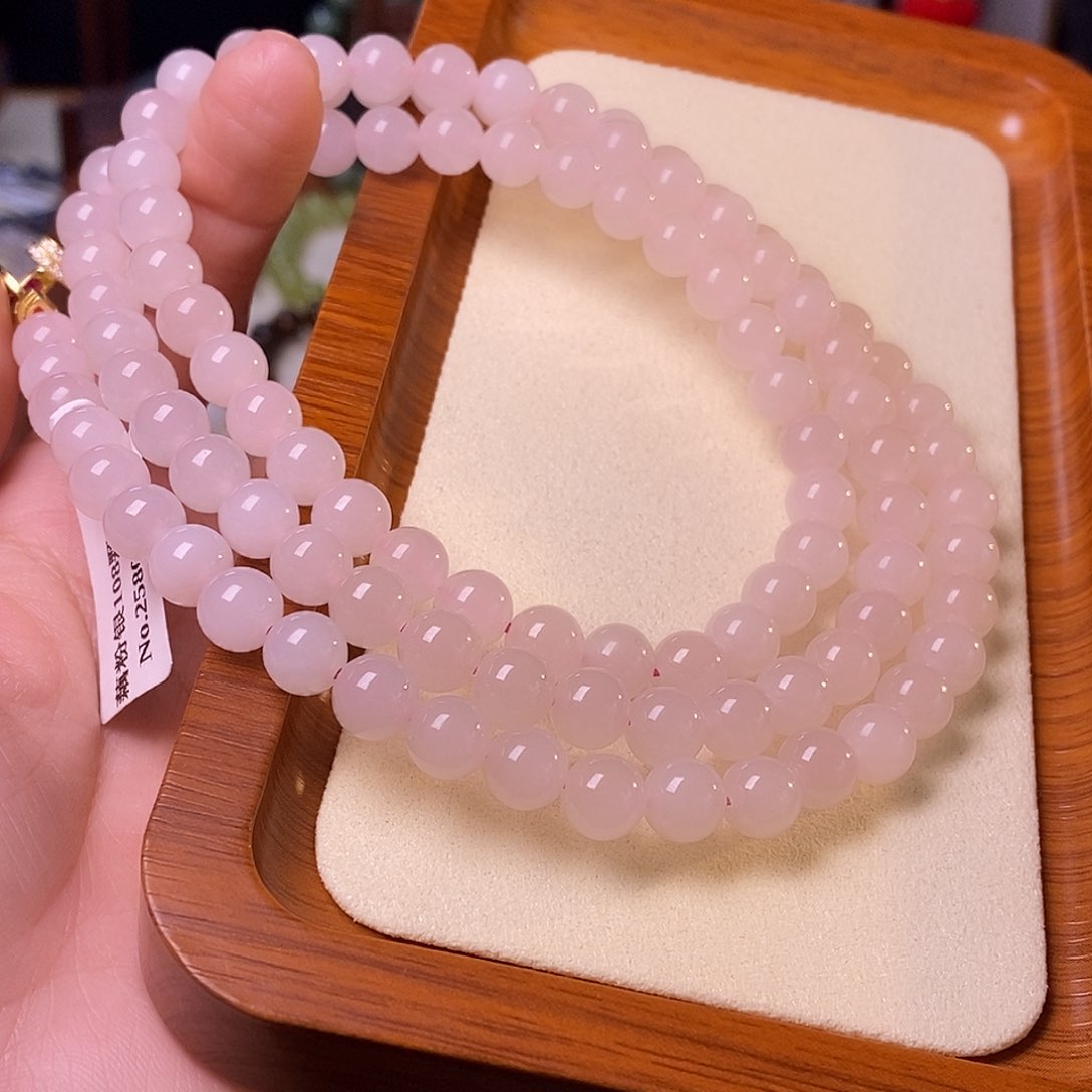 颈饰未镶嵌和田玉藕粉8mm佛珠