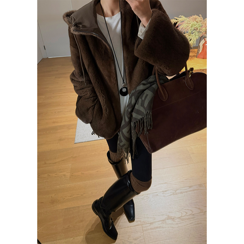 【李嗨嗨 LEHEIHEI】进口皇冠短二两面穿水貂皮草连帽外套冬