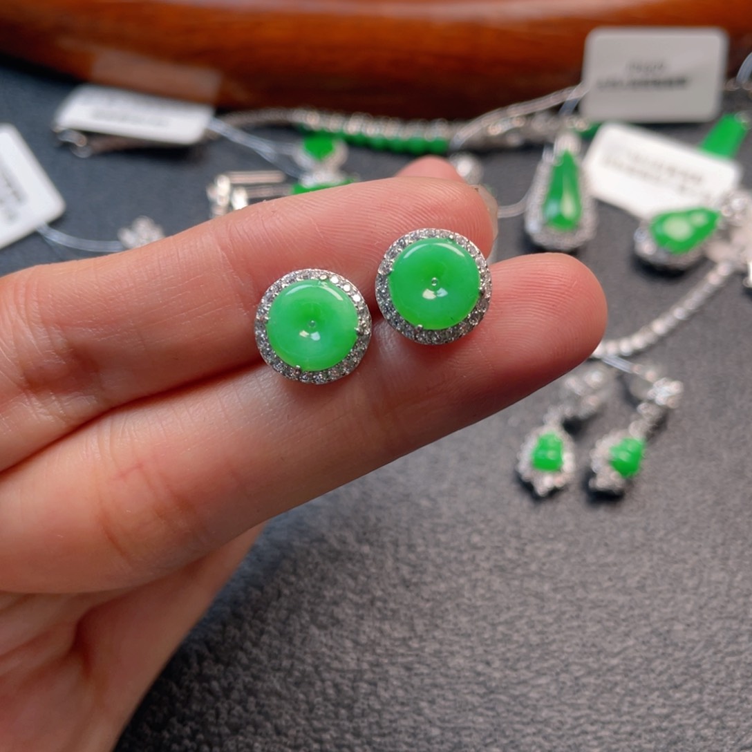 翡翠吊坠(不含链)银S925镶嵌耳钉