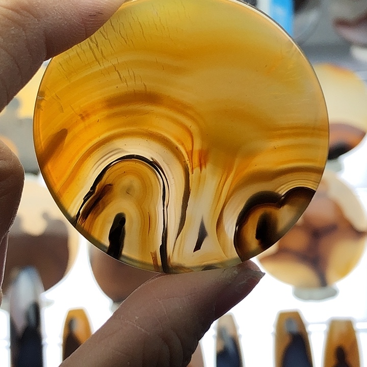 玛瑙/玉髓未镶嵌珠宝半成品34霞