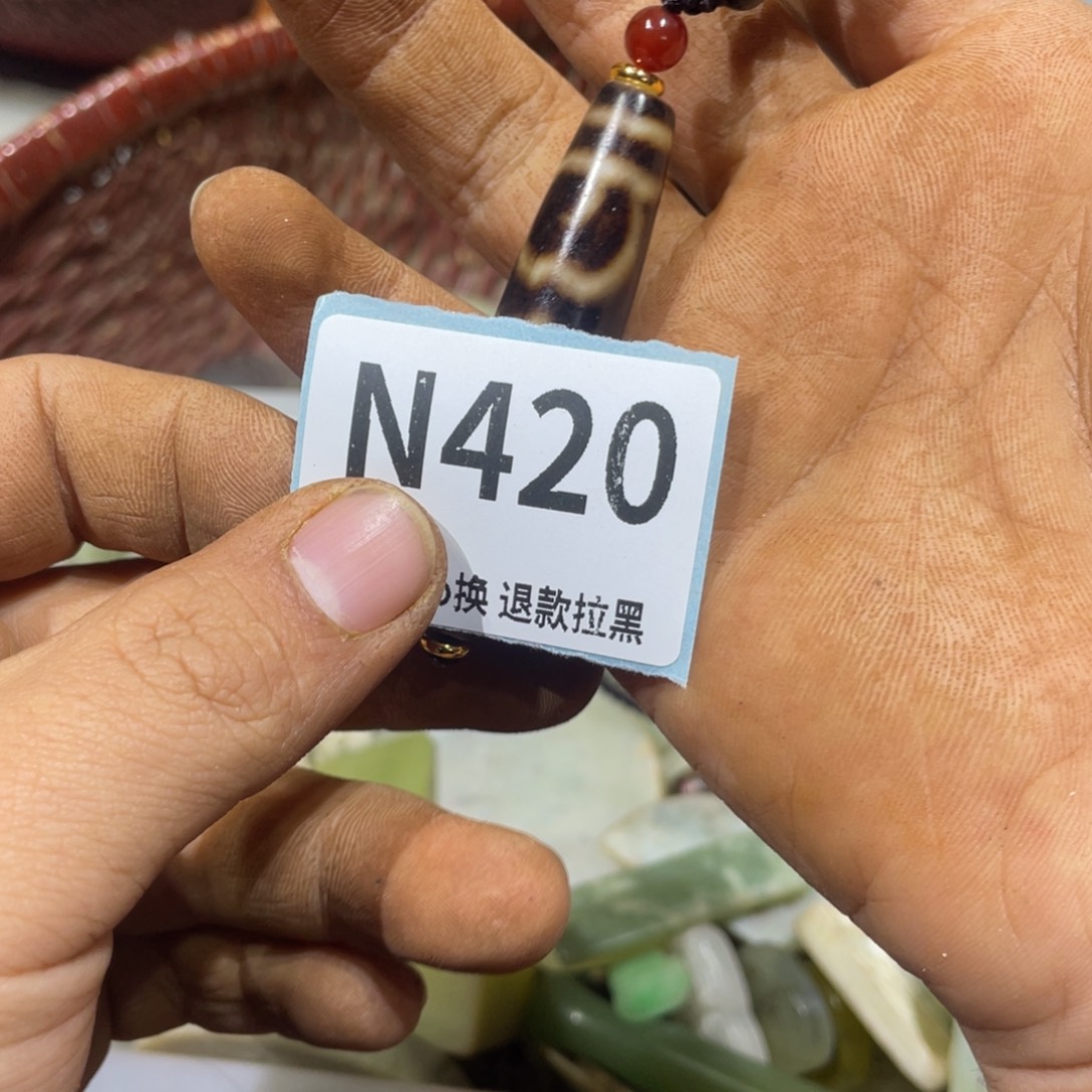 吴***潇陶瓷火爆热卖火爆热卖