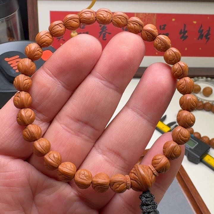 高***寒桃核手串毕业款玉龙脊尺寸8+