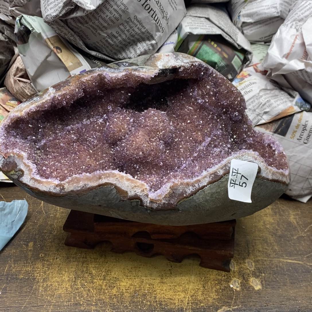 紫晶乌拉圭未镶嵌