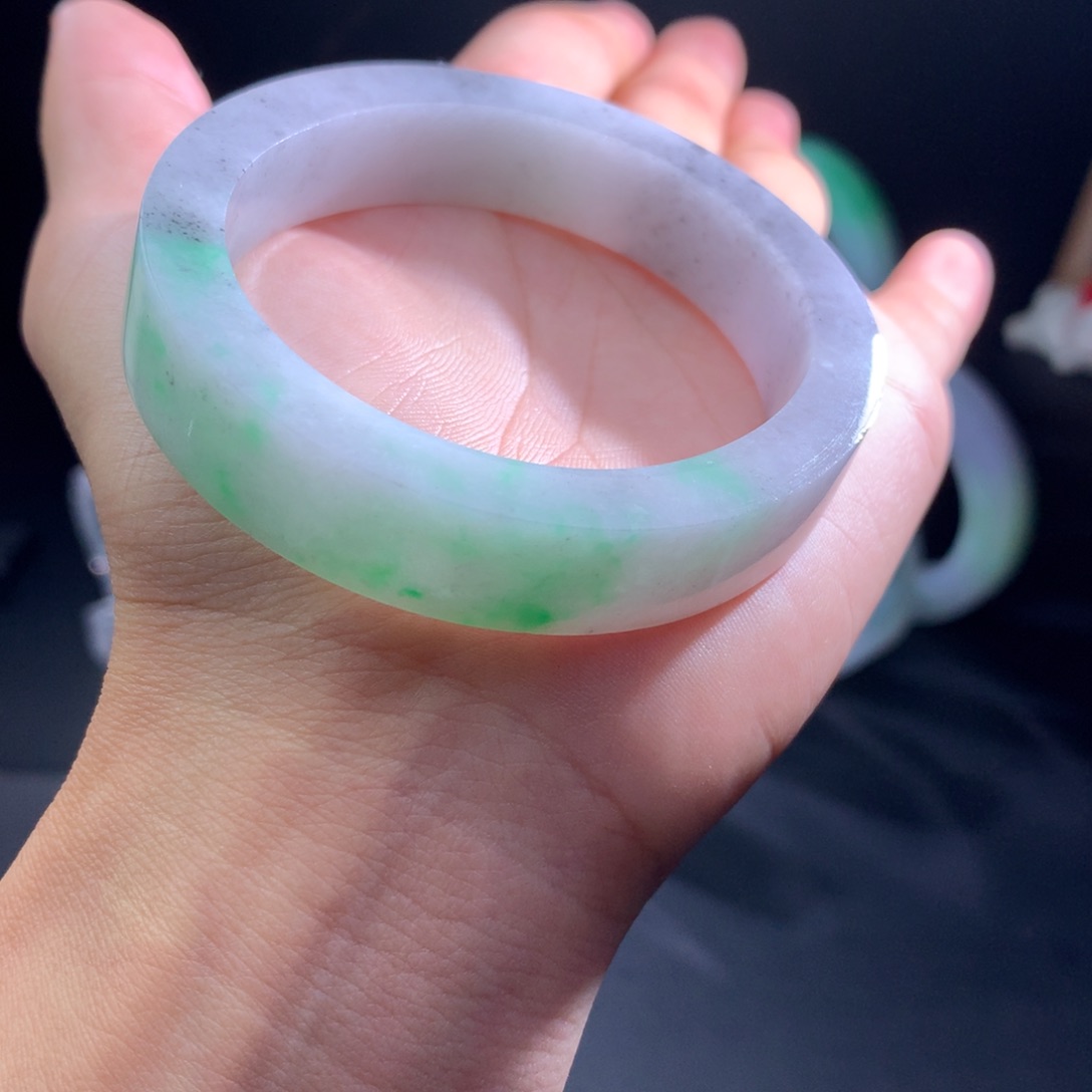 定制翡翠手镯未镶嵌