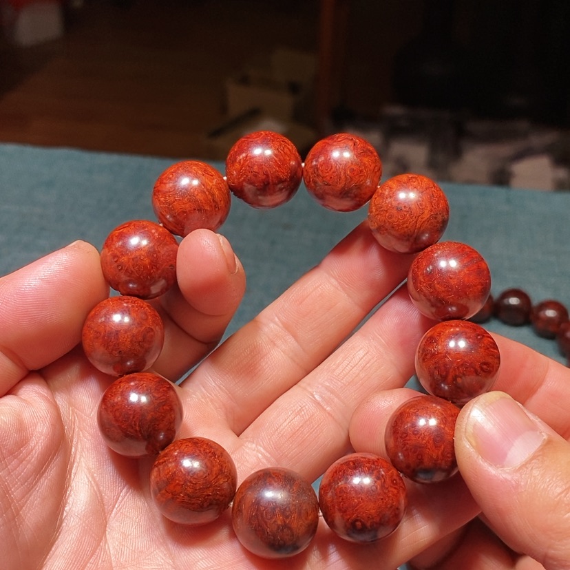 【闪购商品】檀香紫檀（小叶紫檀）