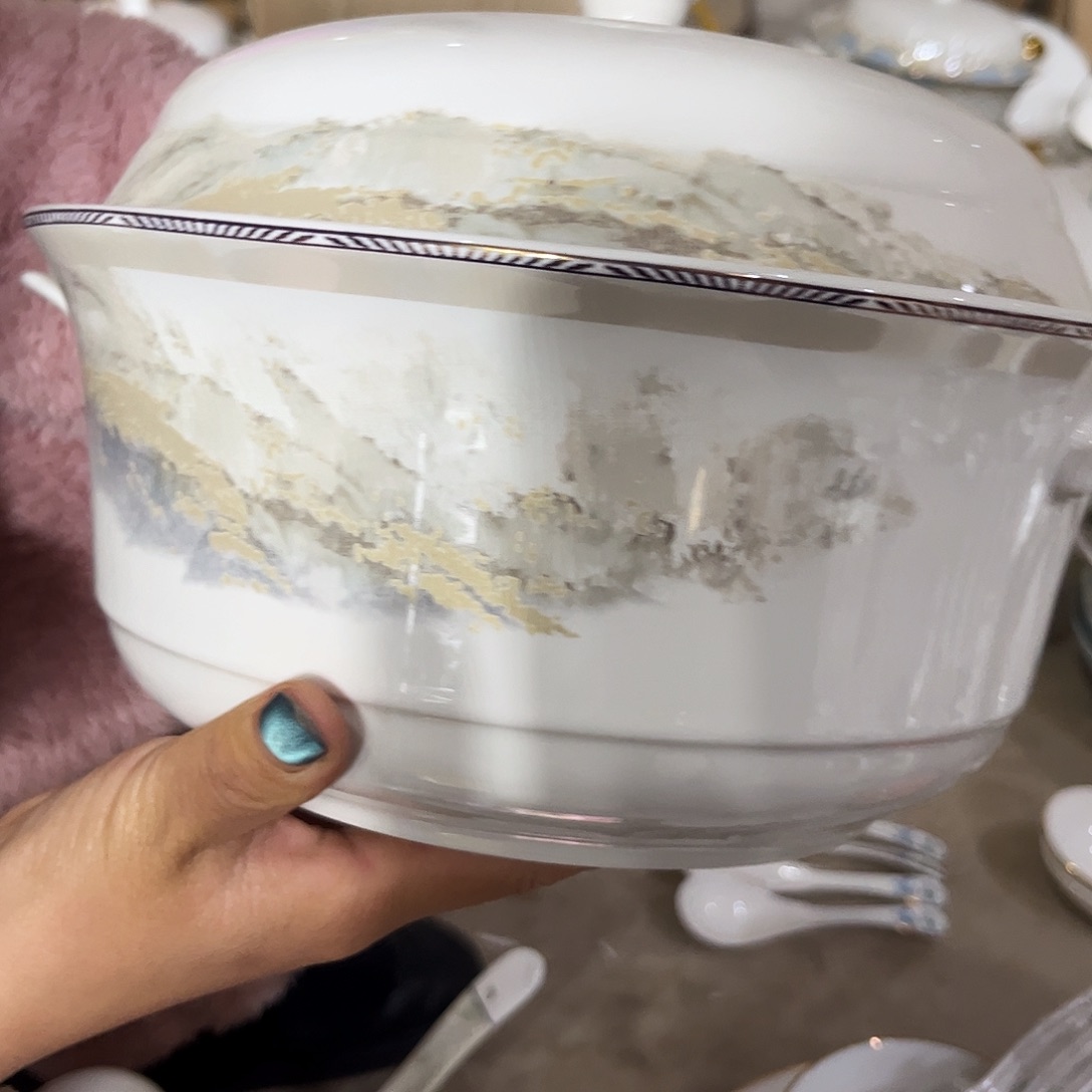 瓷片海岸九寸汤锅一个微瑕