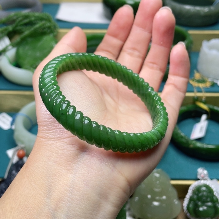 和田玉手镯56+圈口 编号63未镶嵌