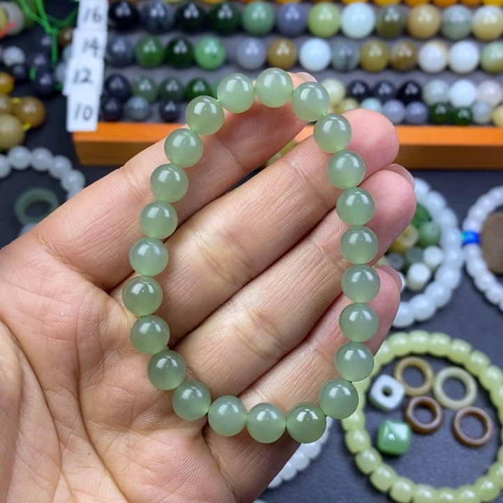 和田玉清水卡8未镶嵌