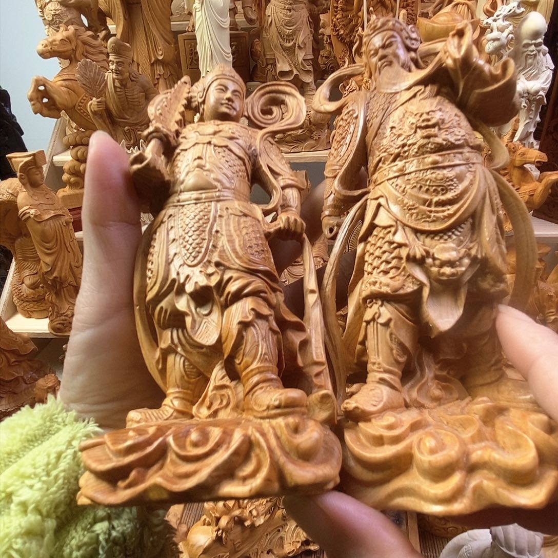 柏木（崖柏）远***上一物一拍