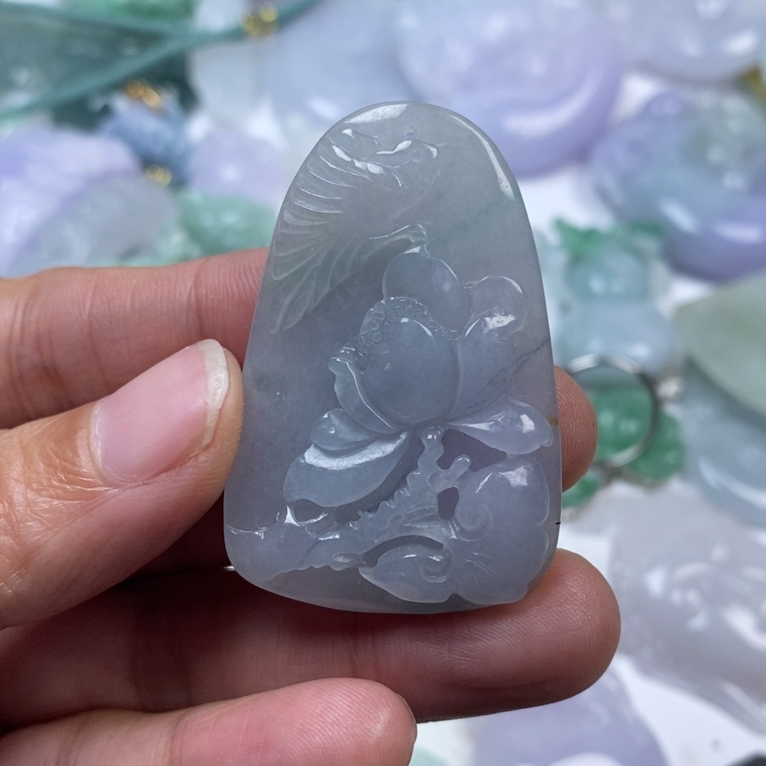 颈饰未镶嵌翡翠茗翡翠