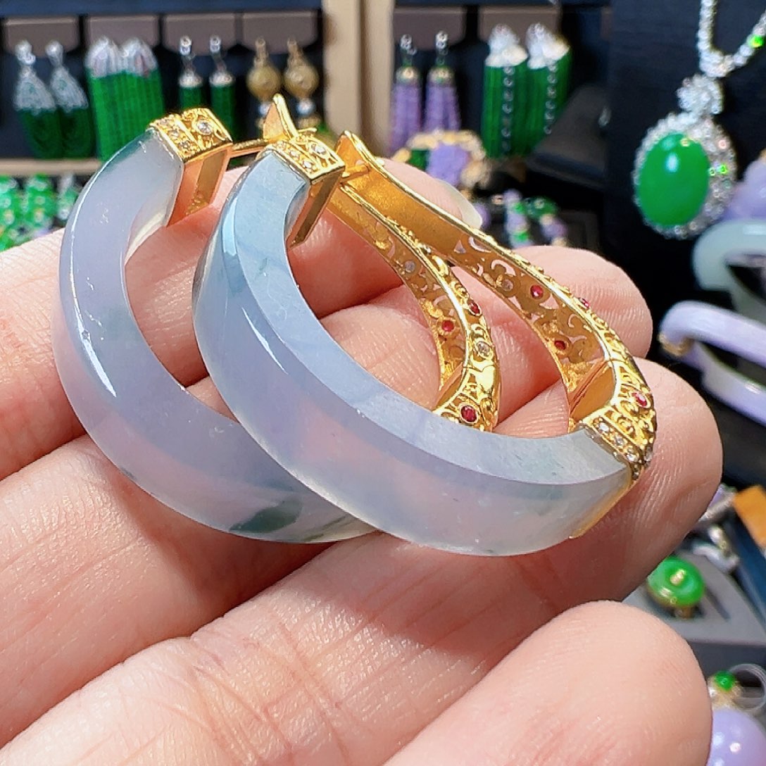 翡翠耳饰18K金镶嵌签收后24小时鉴赏期