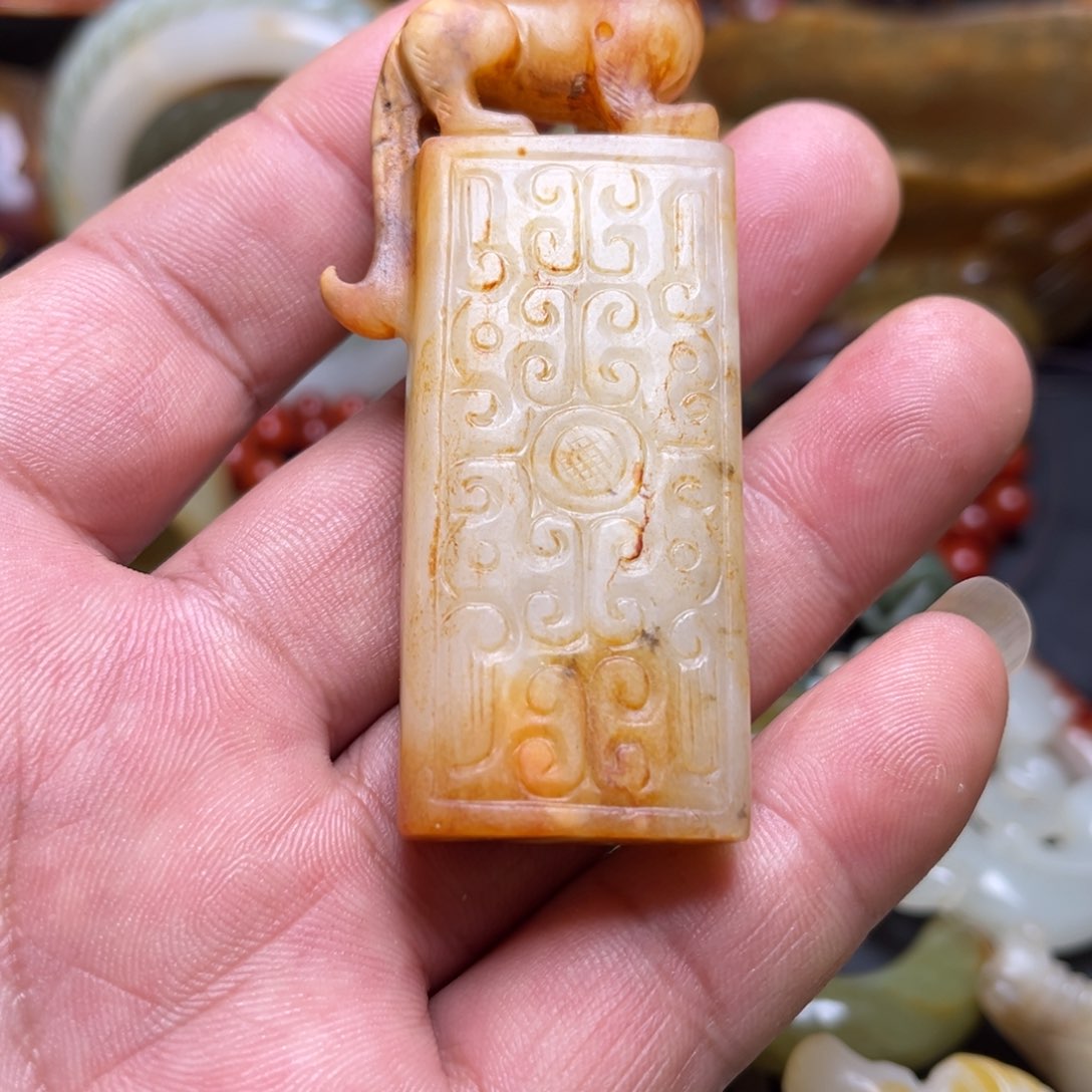 和田玉挂件未镶嵌松**者