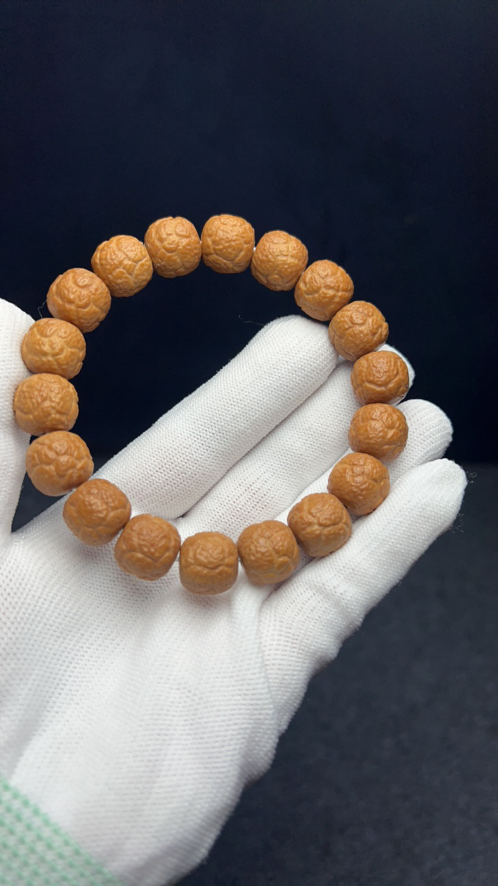-饕餮猴头核桃手串全品头货