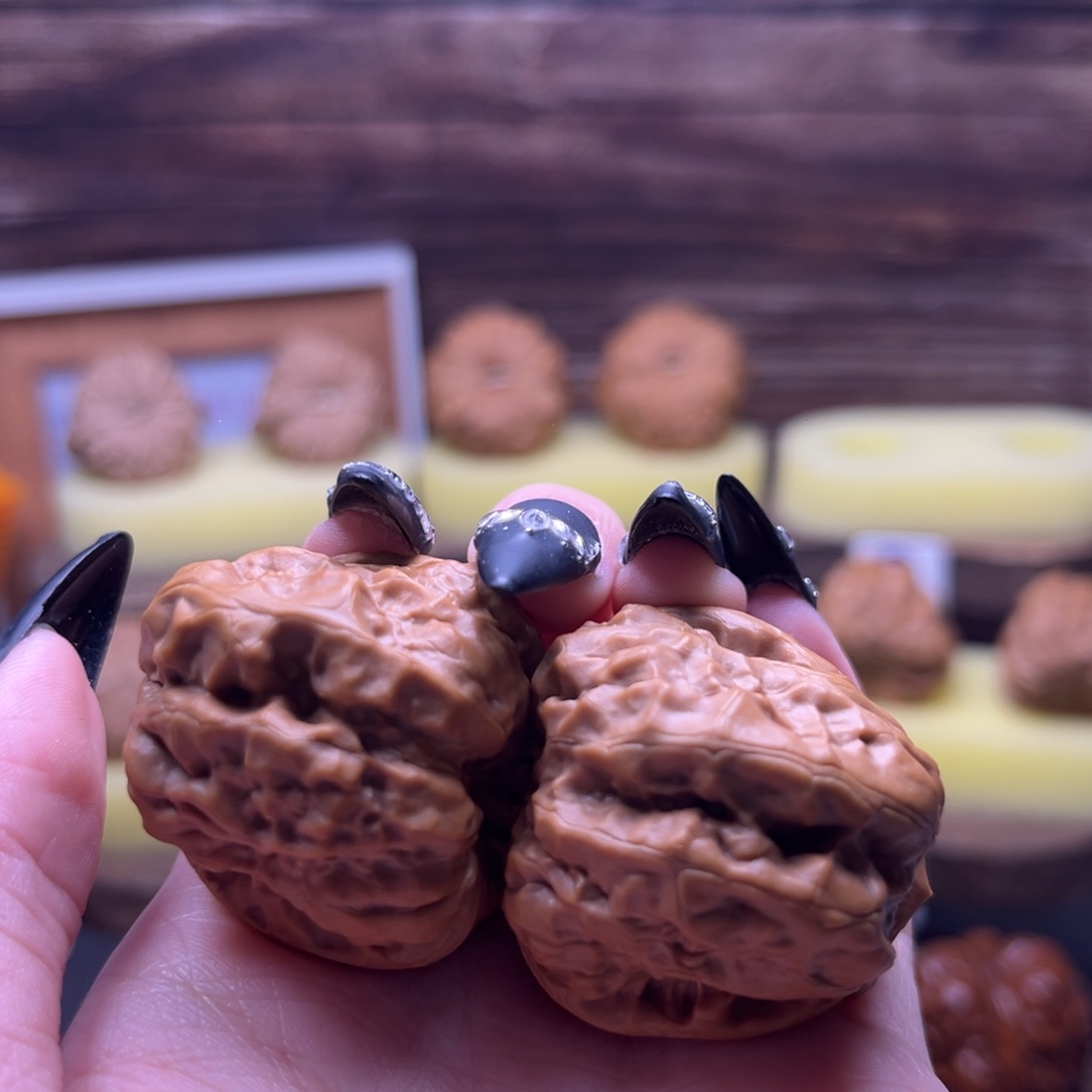 吊坠桃核蛤蟆头闪52