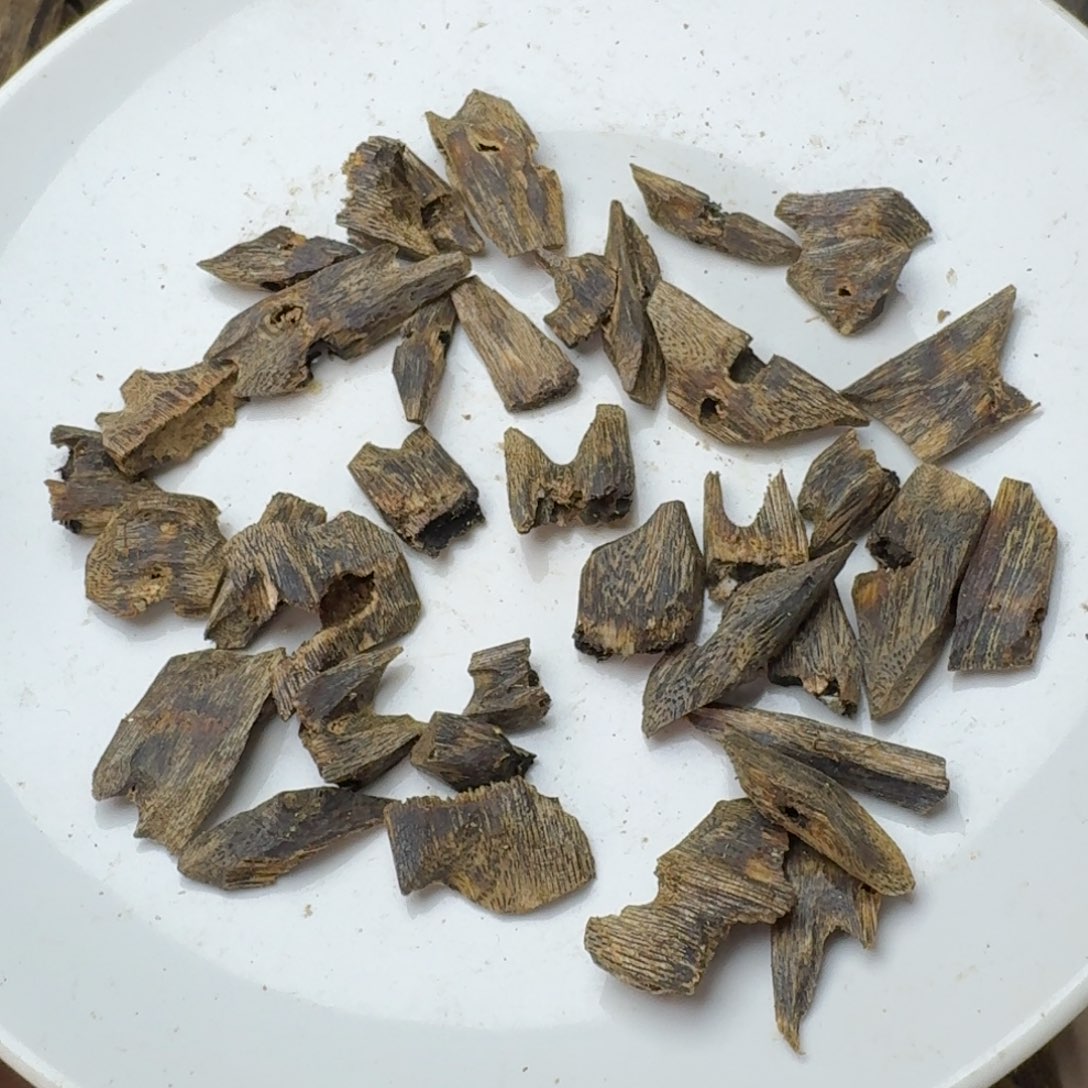 坦***然沉香沉香碎屑张勺子20克