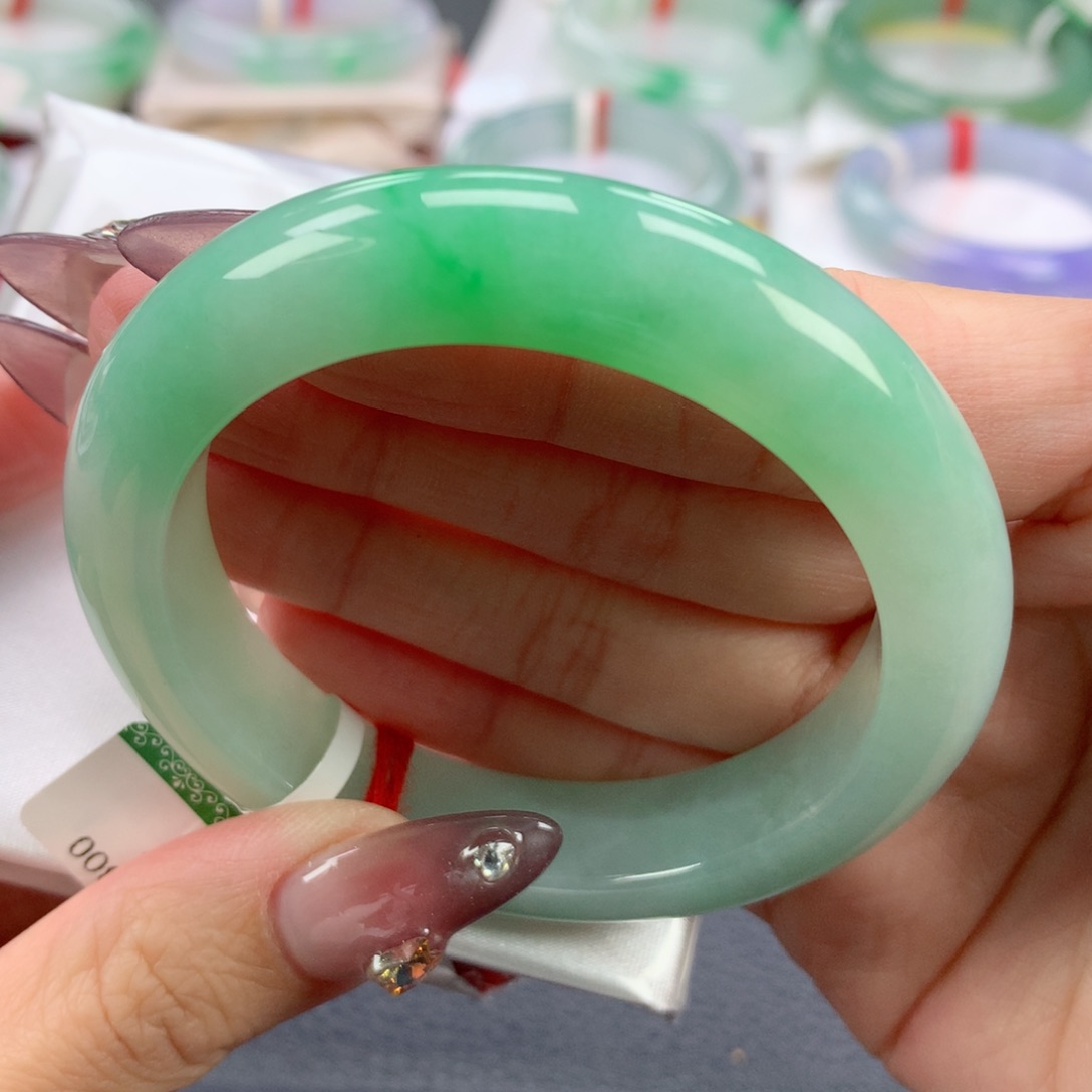 翡翠手镯未镶嵌53.2正圈