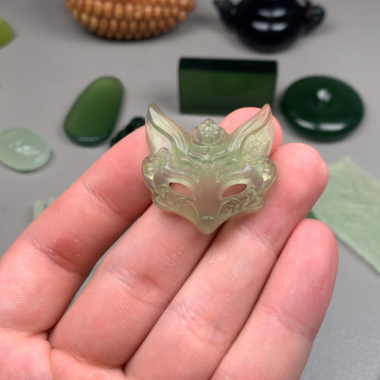 【闪购商品】蛇纹石玉未镶嵌岫玉