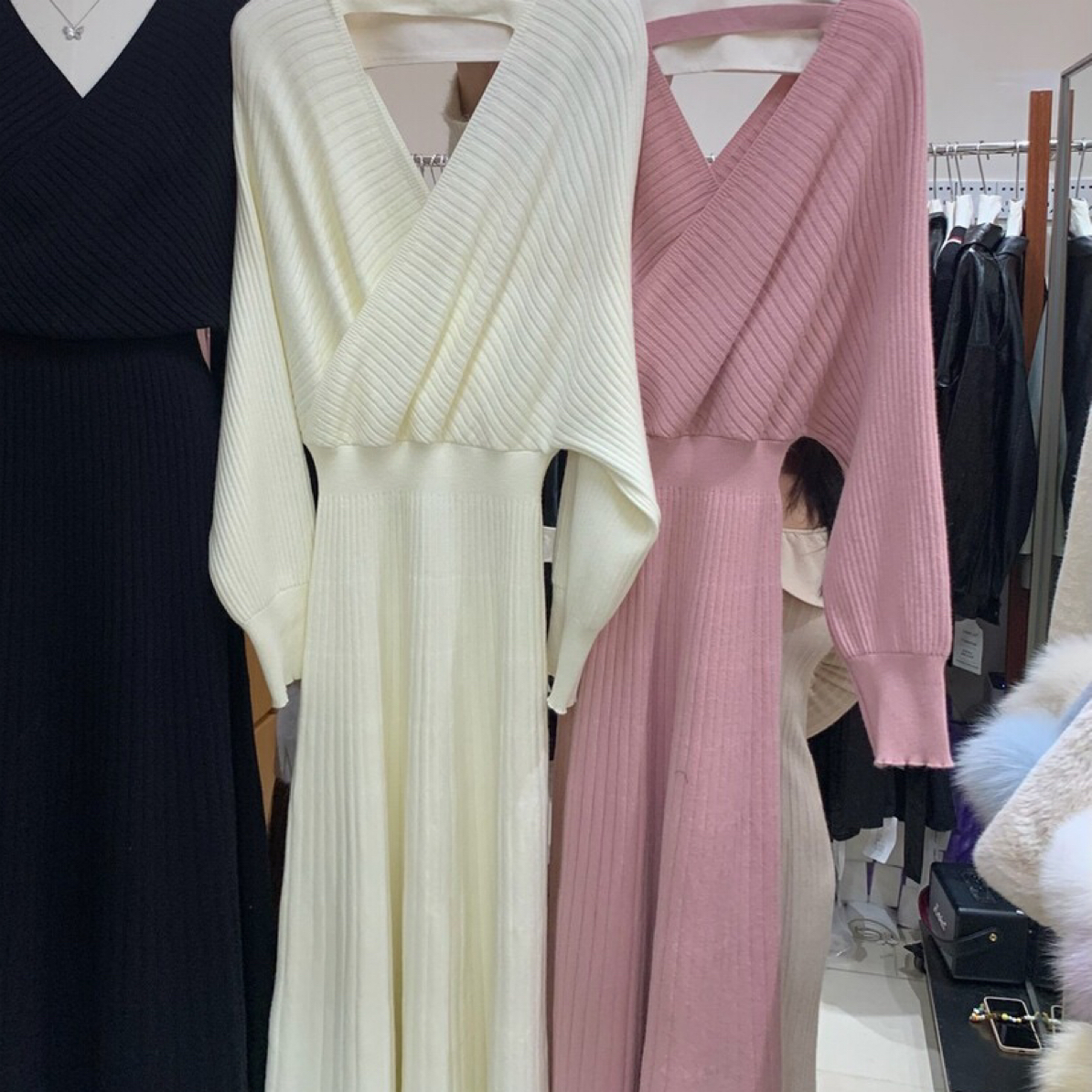 冬季新品氛围感女神气质连衣裙