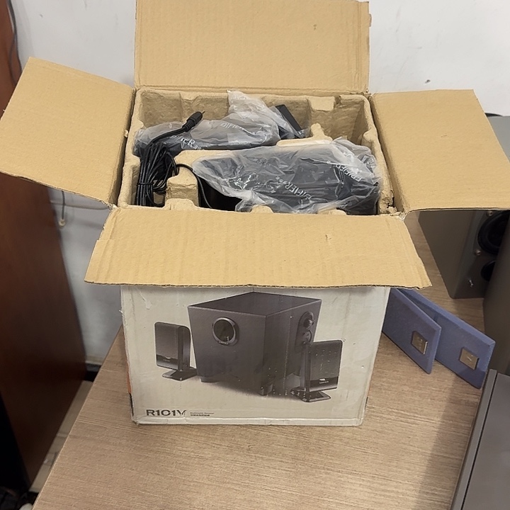 烟***台8新mbz电脑音箱运费自理