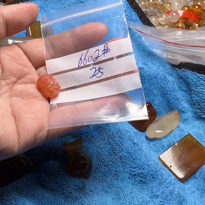 玛瑙/玉髓颈饰未镶嵌人****酒6602