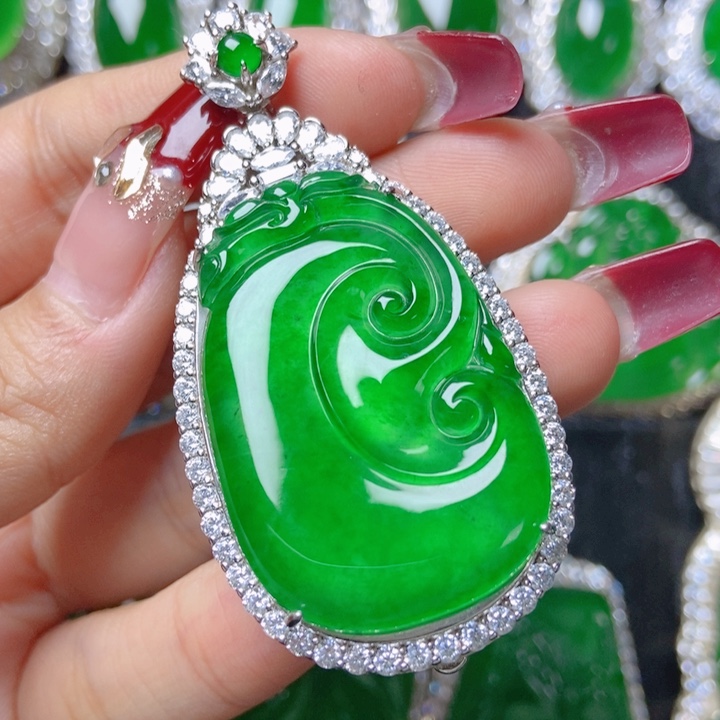 翡翠颈饰银S925镶嵌