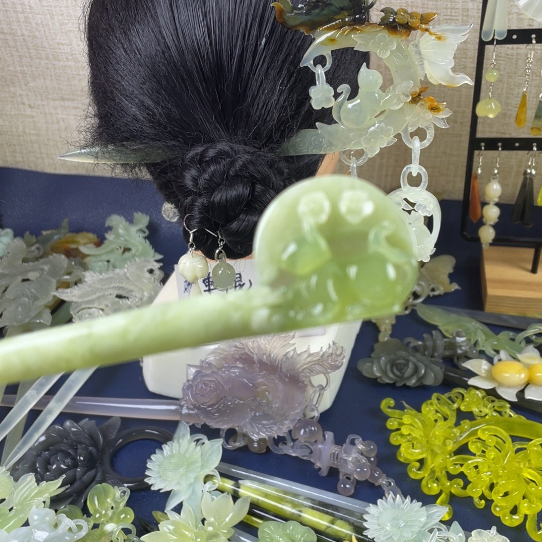 蛇纹石玉未镶嵌发饰