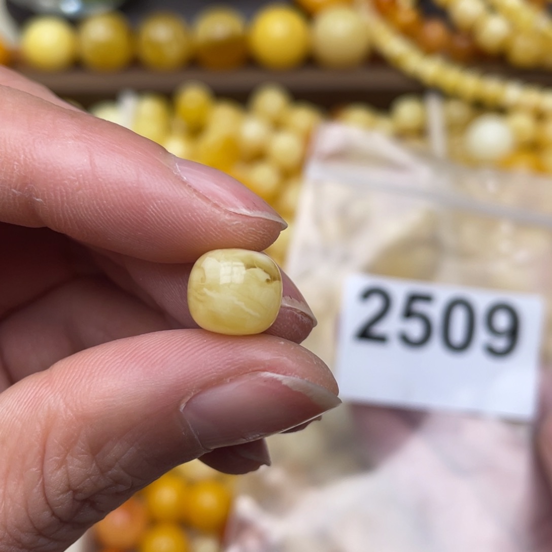 蜜蜡珠宝奇石未镶嵌10