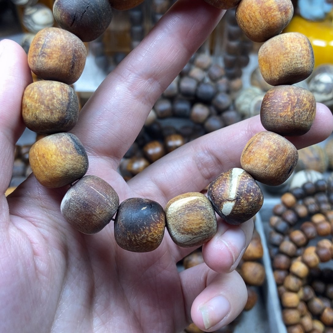 贡木15.16贡木瑕疵龙