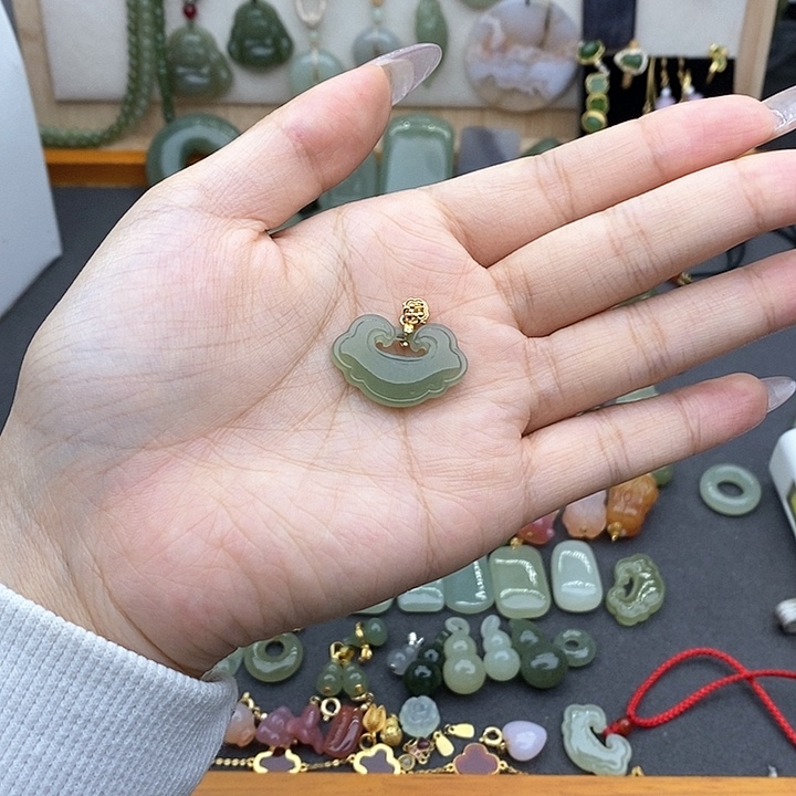 和田玉吊坠(不含链)银S925镶嵌