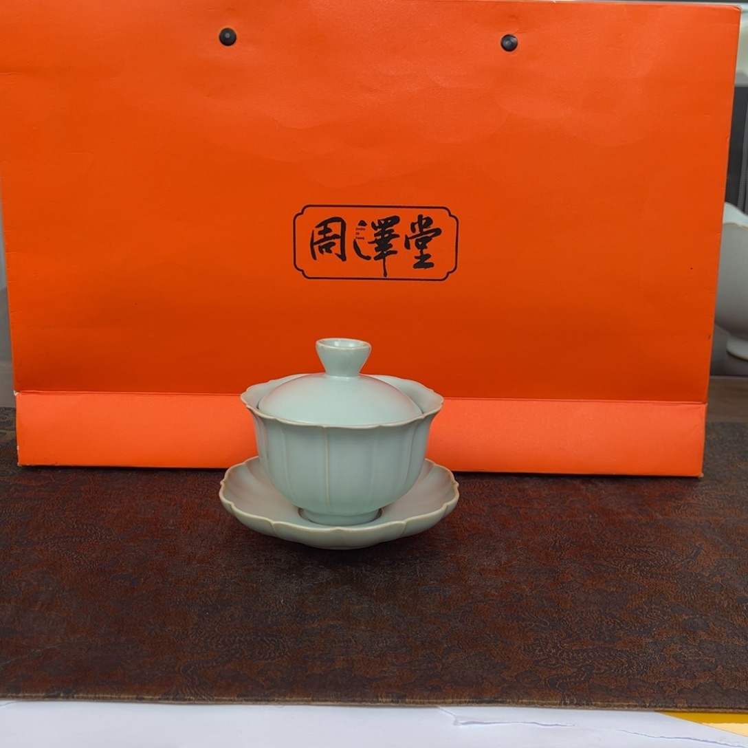 青澹墨雅承露盖碗