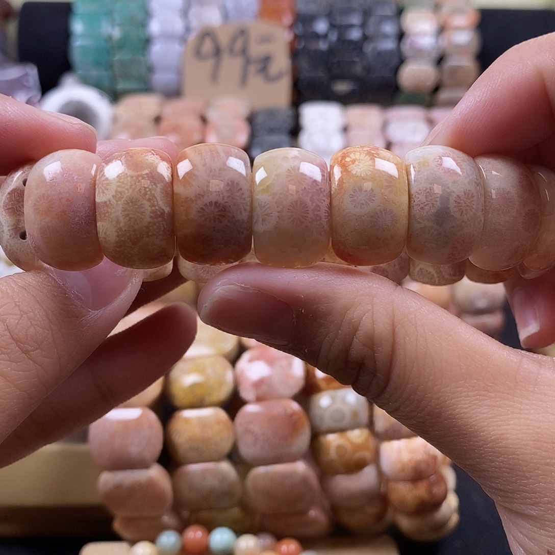 硅化珊瑚（珊瑚玉）未镶嵌手牌19