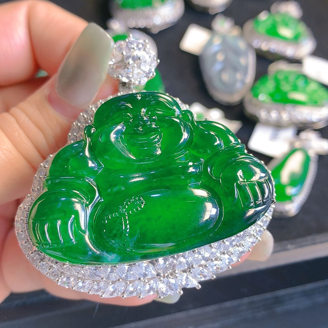 翡翠颈饰银S925镶嵌翡翠