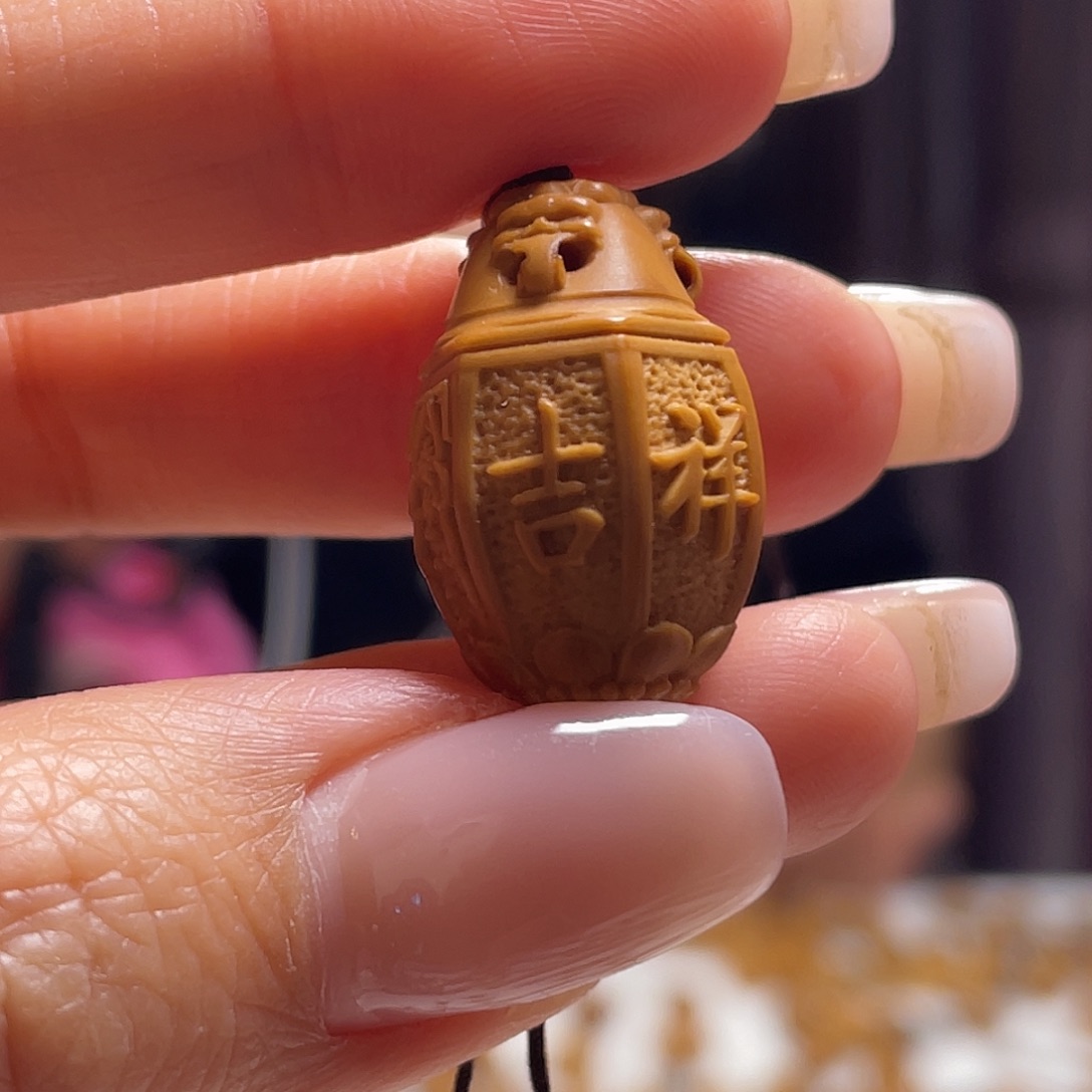 橄榄核吊坠橄榄核