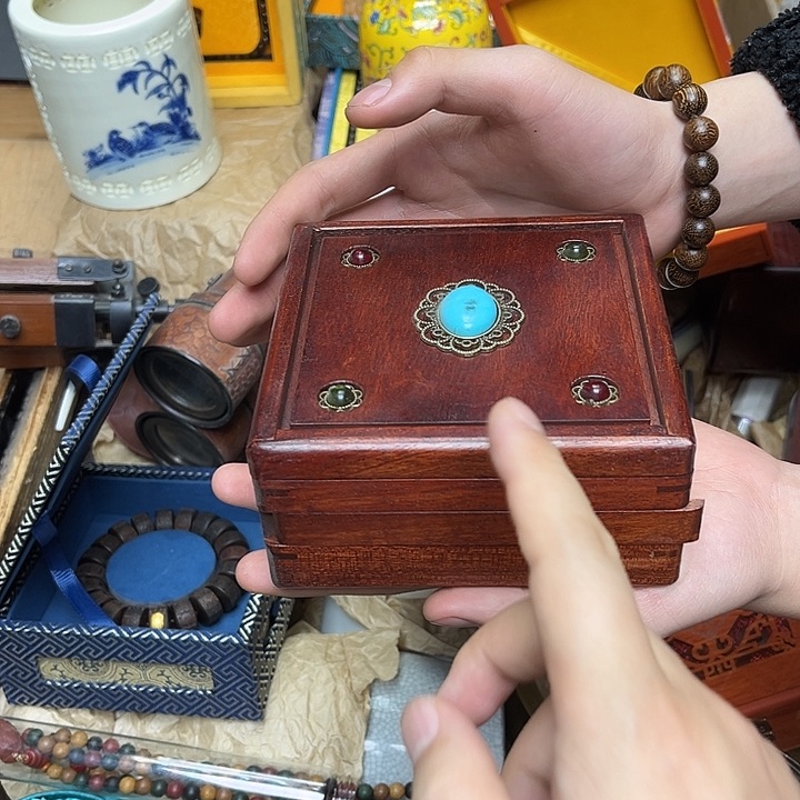 大叶紫檀（黑酸枝木类）