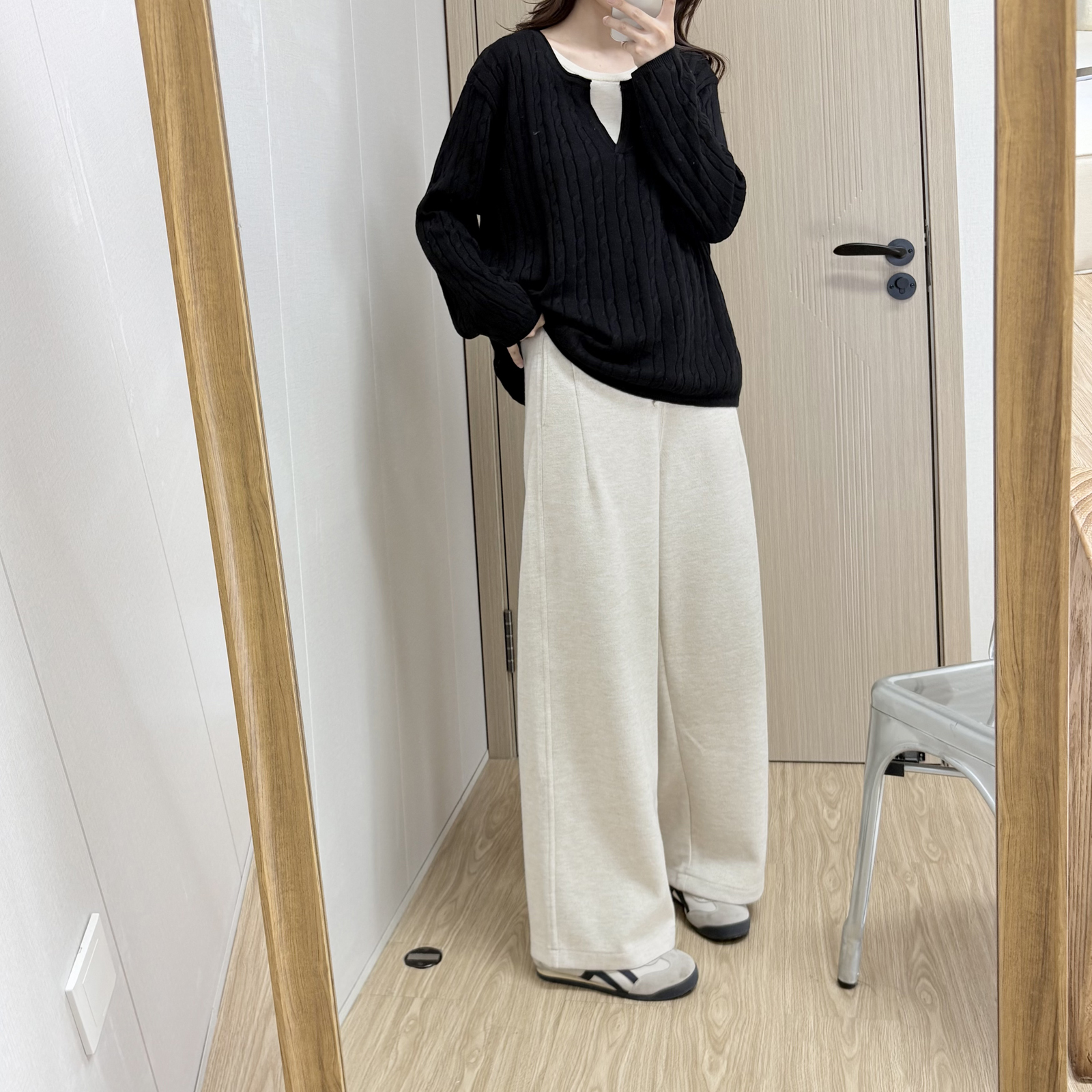 毛呢软糯松弛显瘦阔腿裤秋季仿兔毛绒宽松松紧腰运动休闲裤女垂感