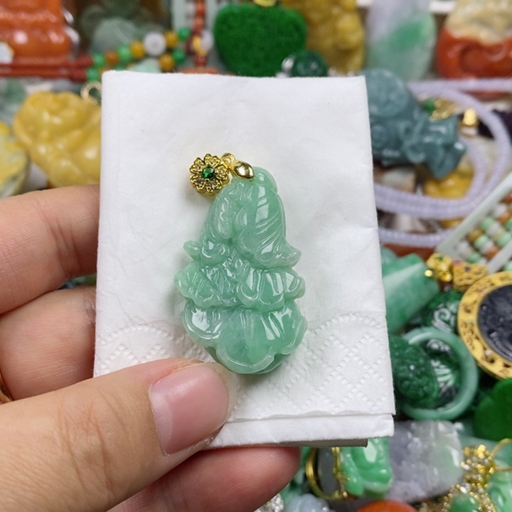 翡翠吊坠(不含链)未镶嵌