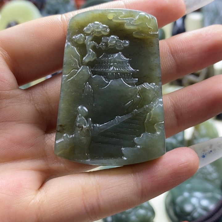 和田玉颈饰未镶嵌